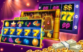 Step by step guide to playing slots on phjl apk shown on a Philippine player's smartphone
